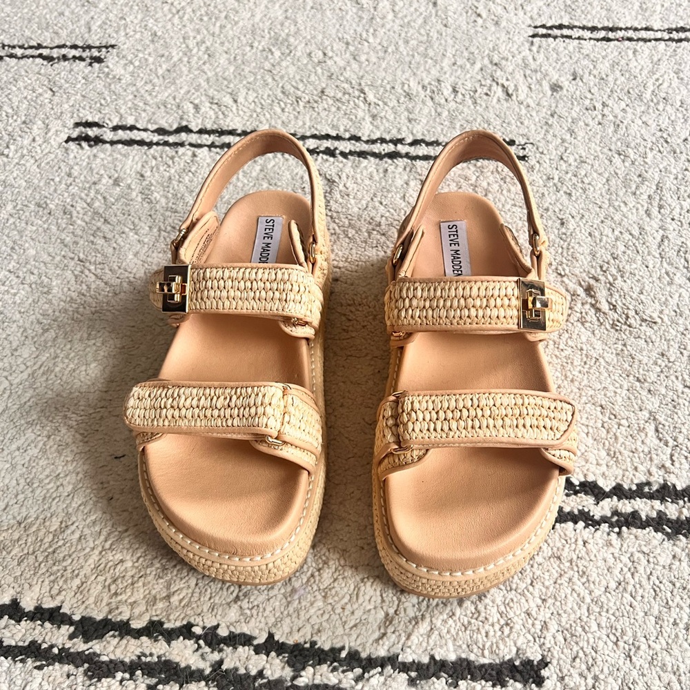 Steve Madden Bigmona Sandals
